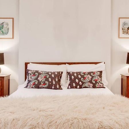 Princes Villa - Large Fully Self Contained Flat, 5 Minutes From The Sea 헤이스팅스 외부 사진