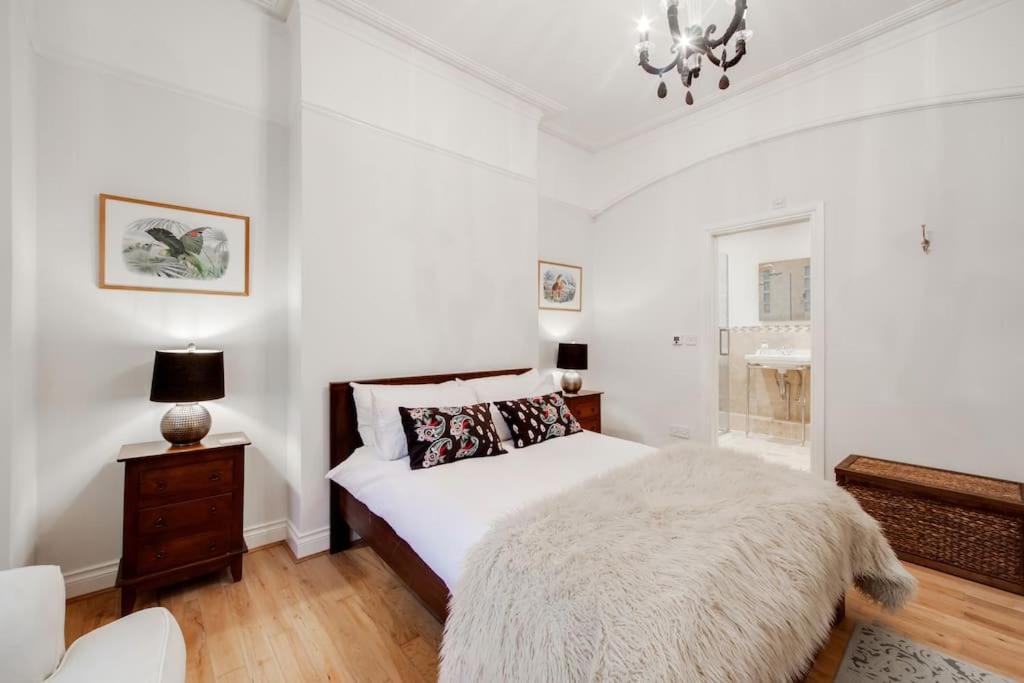 Princes Villa - Large Fully Self Contained Flat, 5 Minutes From The Sea 헤이스팅스 외부 사진