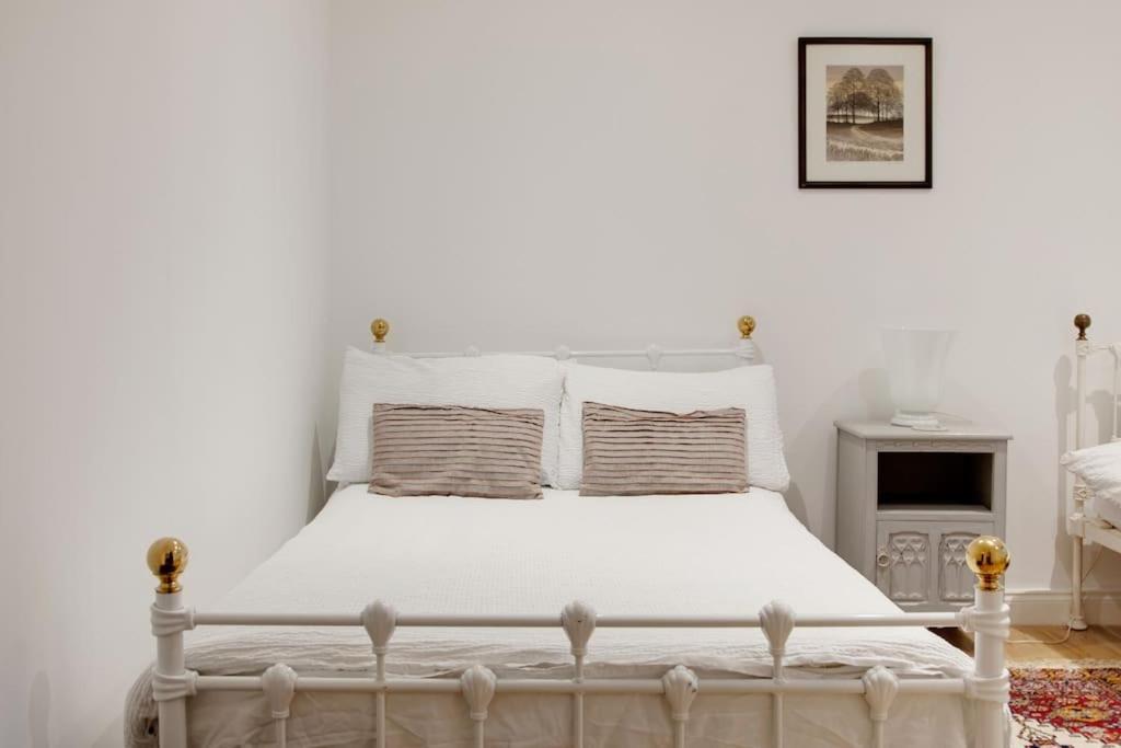 Princes Villa - Large Fully Self Contained Flat, 5 Minutes From The Sea 헤이스팅스 외부 사진