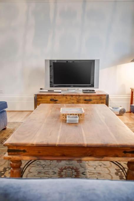Princes Villa - Large Fully Self Contained Flat, 5 Minutes From The Sea 헤이스팅스 외부 사진