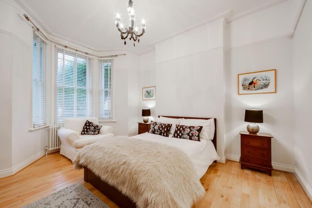 Princes Villa - Large Fully Self Contained Flat, 5 Minutes From The Sea 헤이스팅스 외부 사진